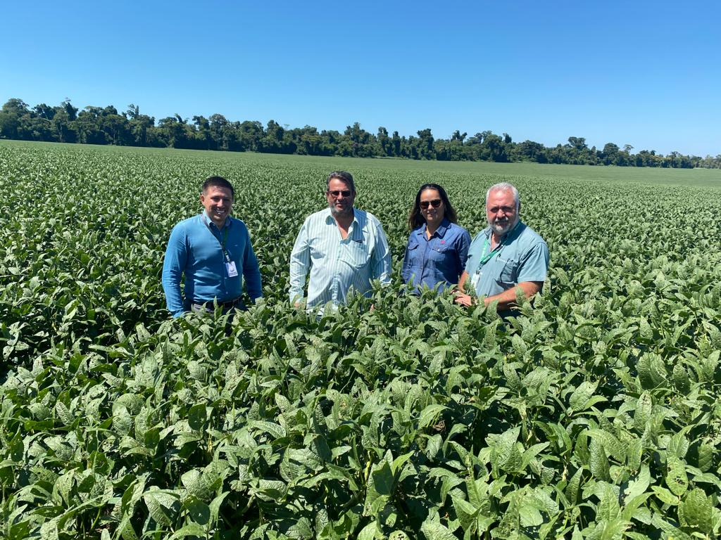 Com trabalho, amor e fé, casal se realiza na agricultura
