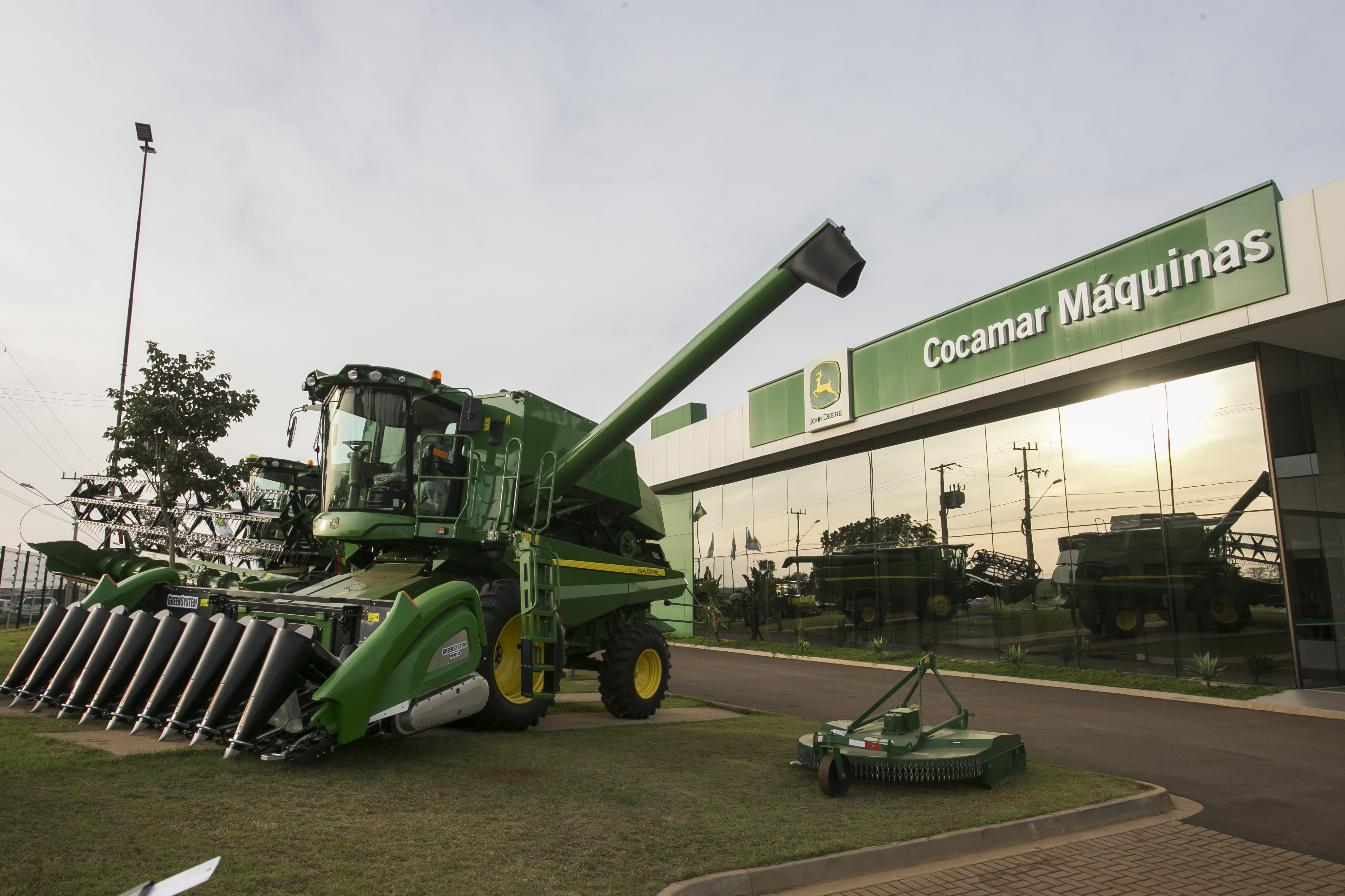 Cocamar Máquinas leva todo o ecossistema John Deere para o Safratec 2025