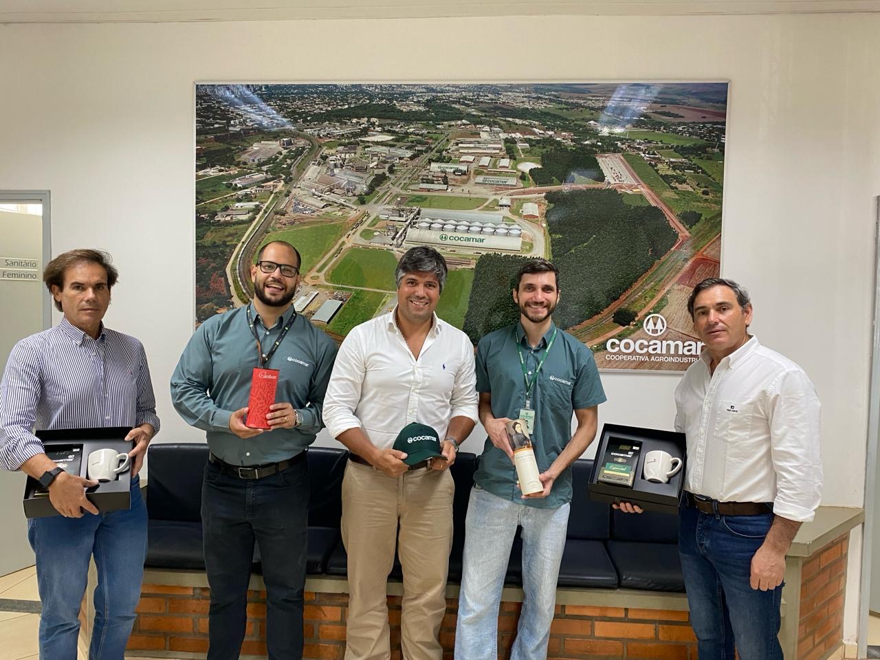 Dirigentes da AJAP visitam a Cocamar