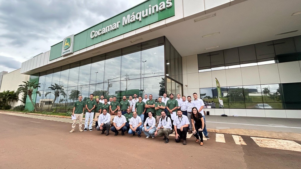 Profissionais da Cocamar M&aacute;quinas s&atilde;o certificados pelo JD Tech