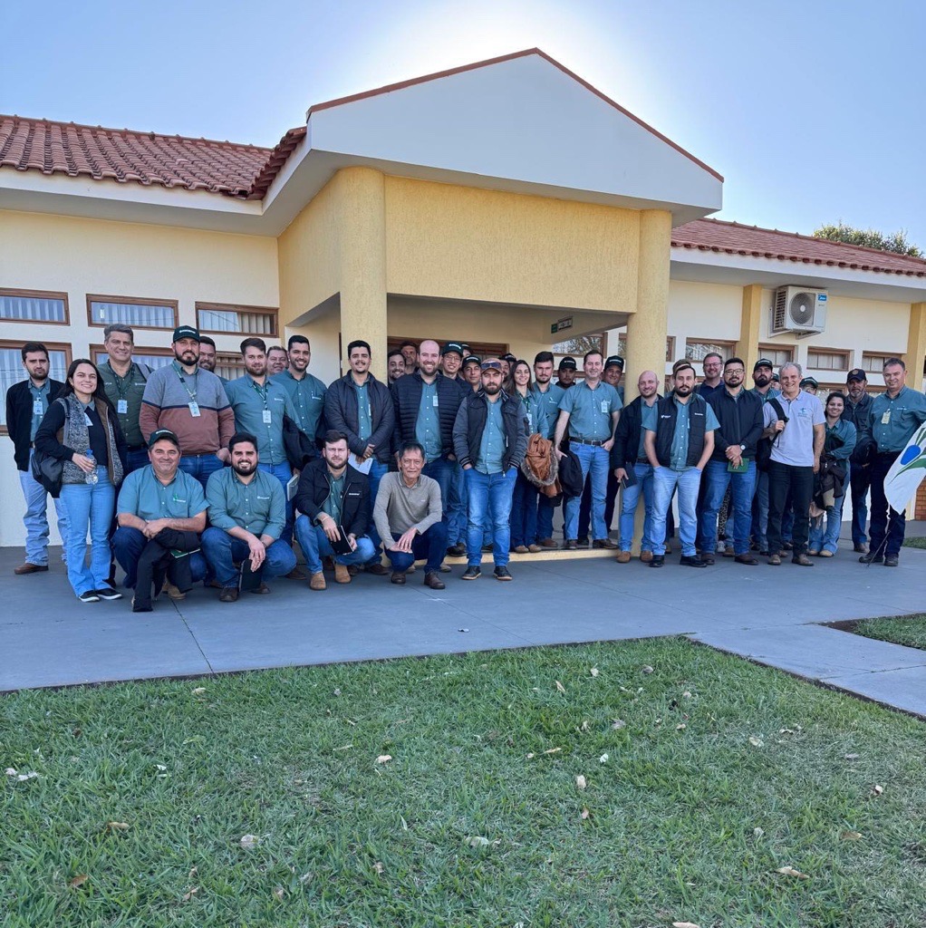 Profissionais da Cocamar participam em Paranava&iacute; de treinamento  sobre a cultura da mandioca 