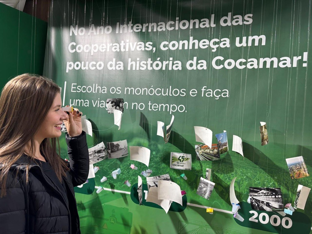 Expoingá: no estande da Cocamar, registros históricos da cooperativa podem ser vistos em monóculos  