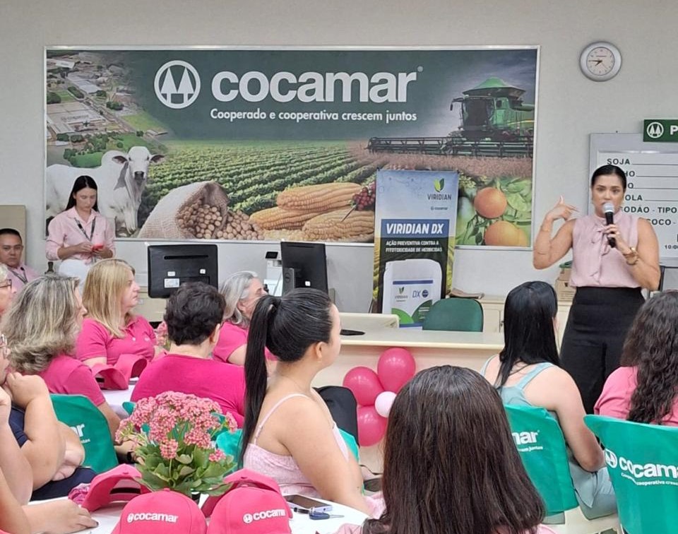 Unidade da Cocamar em Floresta reúne mulheres para uma reflexão sobre a prevenção do câncer da mama